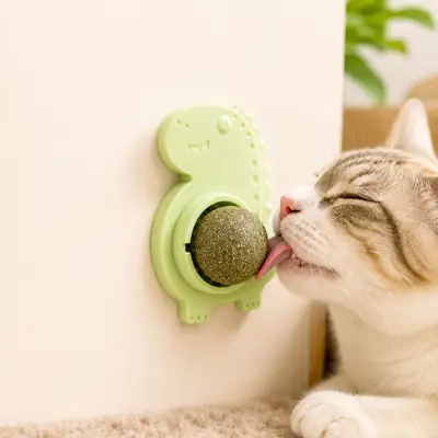 Foto do anúncio: Bola Giratória Catnip Erva de Gato Brinquedo Interativo Para Gatos