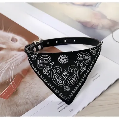 Foto do anúncio: 2 Kit Coleira Fina Bonita Bandana +Sino de Para Animais de Estimação / Gato / Cachorro / Filhote Pet
