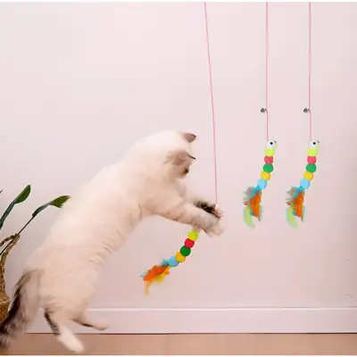 Foto do anúncio: Brinquedo Gato Suspenso Pendurar Na Porta Elástico Interativo Lagarta
