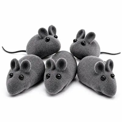 Foto do anúncio: Kit Brinquedos para Gatos Ratinhos com Apito Vinil Veludo Pet Interativo Anti-Stress para Gatinhos Filhotes e Adultos.