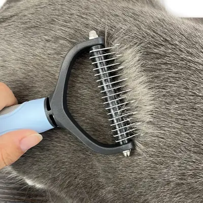 Foto do anúncio: Desembolador De Pelos Para Pet Cachorro e Gato Escova Pente